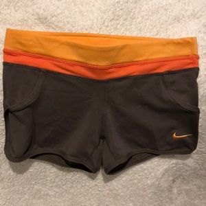 Women’s Nike FIT DRY Size XS(0-2)